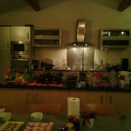 Maison De Reve Dans Un Ecrin De Verdure Au Calme