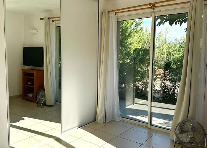 Maison De Reve Dans Un Ecrin De Verdure Au Calme *